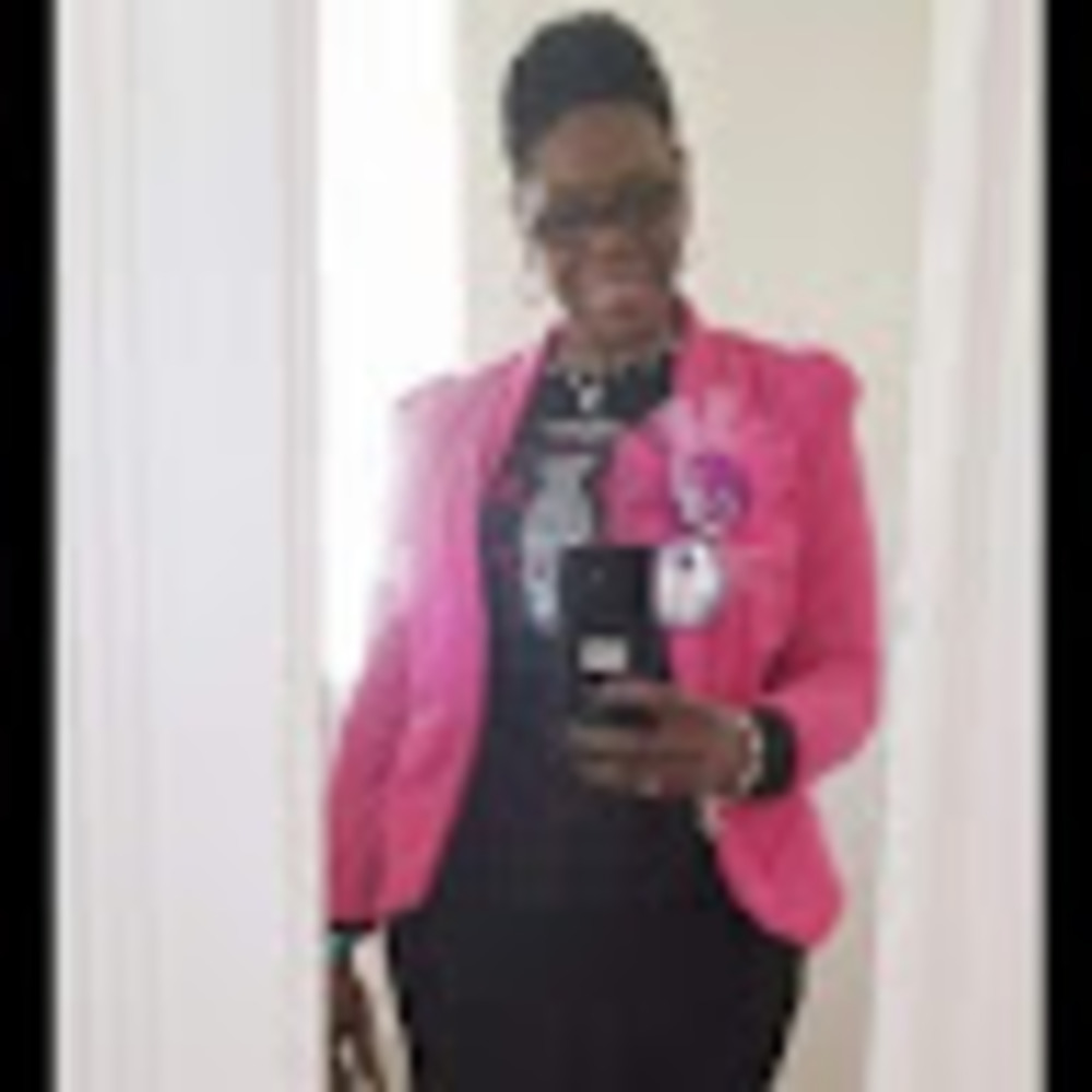 Meet your Posher, Sharonda